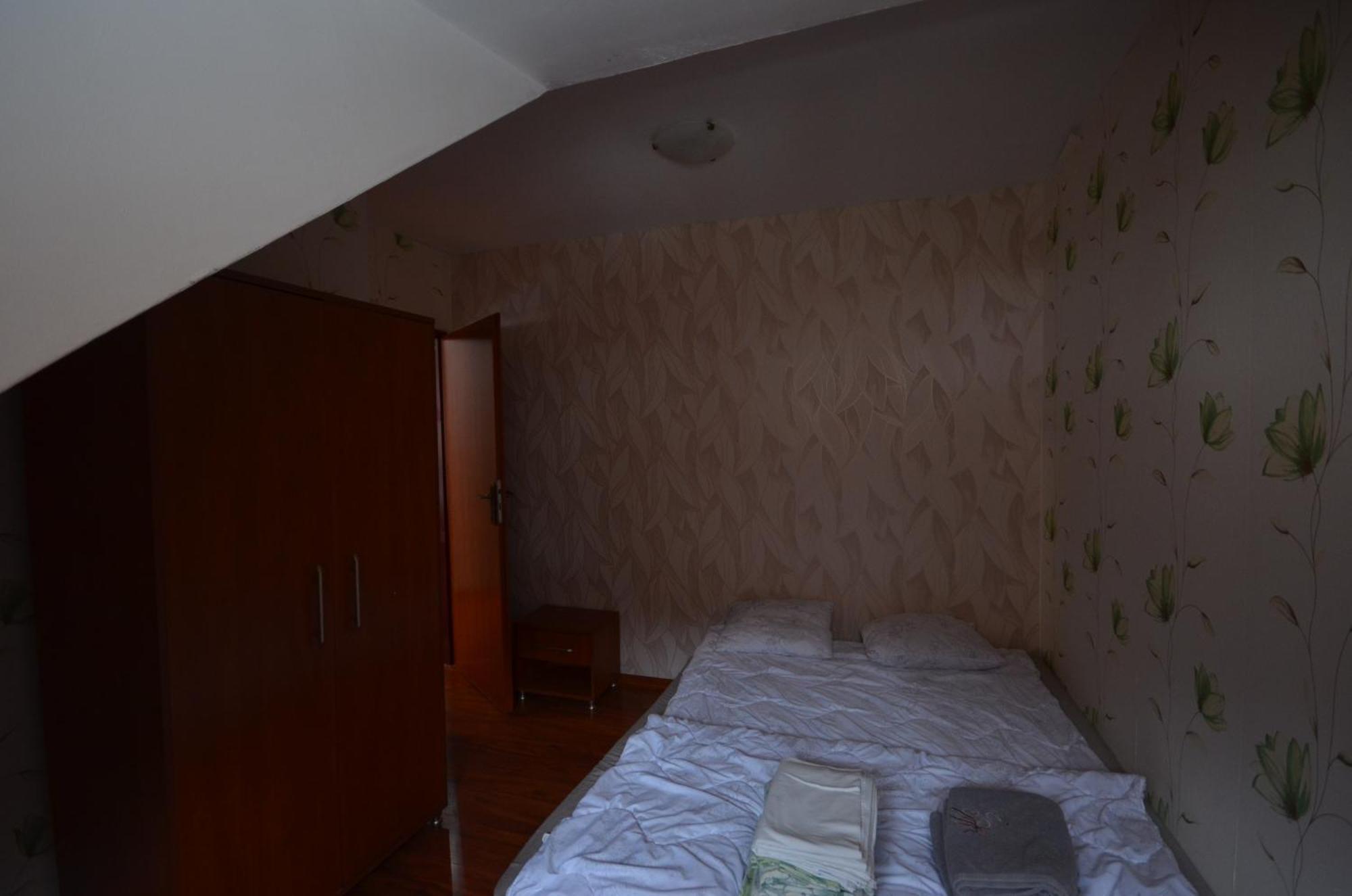 Pod Modrzewiem Mieszkania Wakacyjne Duszniki Zdrój Esterno foto