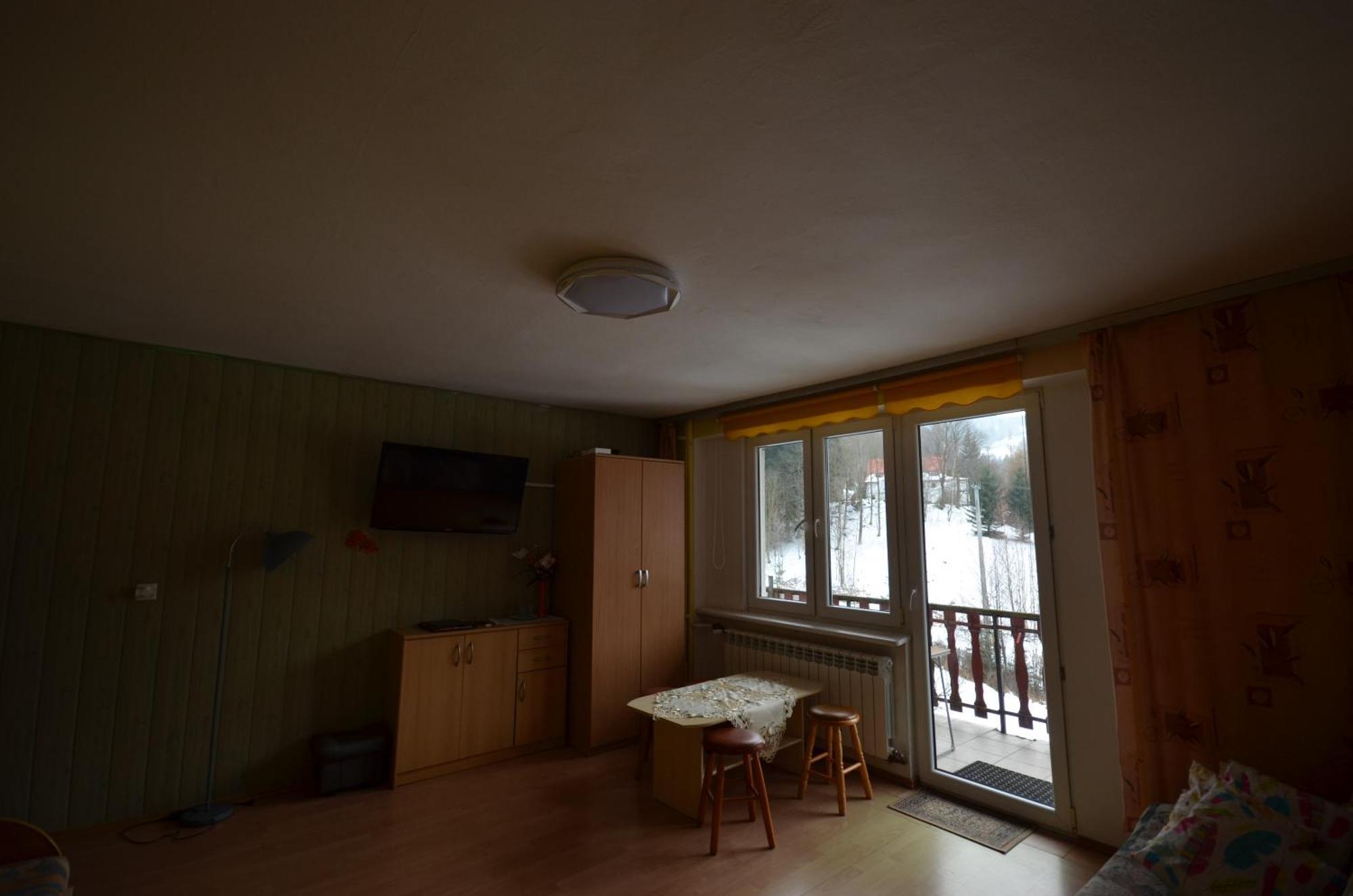 Pod Modrzewiem Mieszkania Wakacyjne Duszniki Zdrój Esterno foto